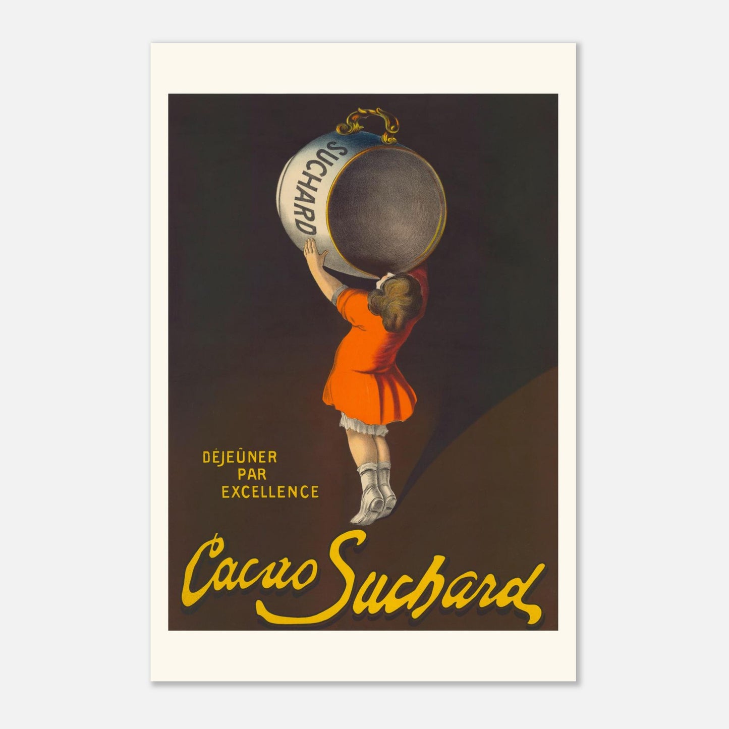 Affiche ancienne Cacao Suchard par Leonetto Cappiello (60x90 cm / 24x36″). Planche publicitaire ancienne pour le Cacao Suchard par Leonetto Cappiello, montrant une jeune fille en robe orange tenant une grande tasse de chocolat au-dessus de sa tête.