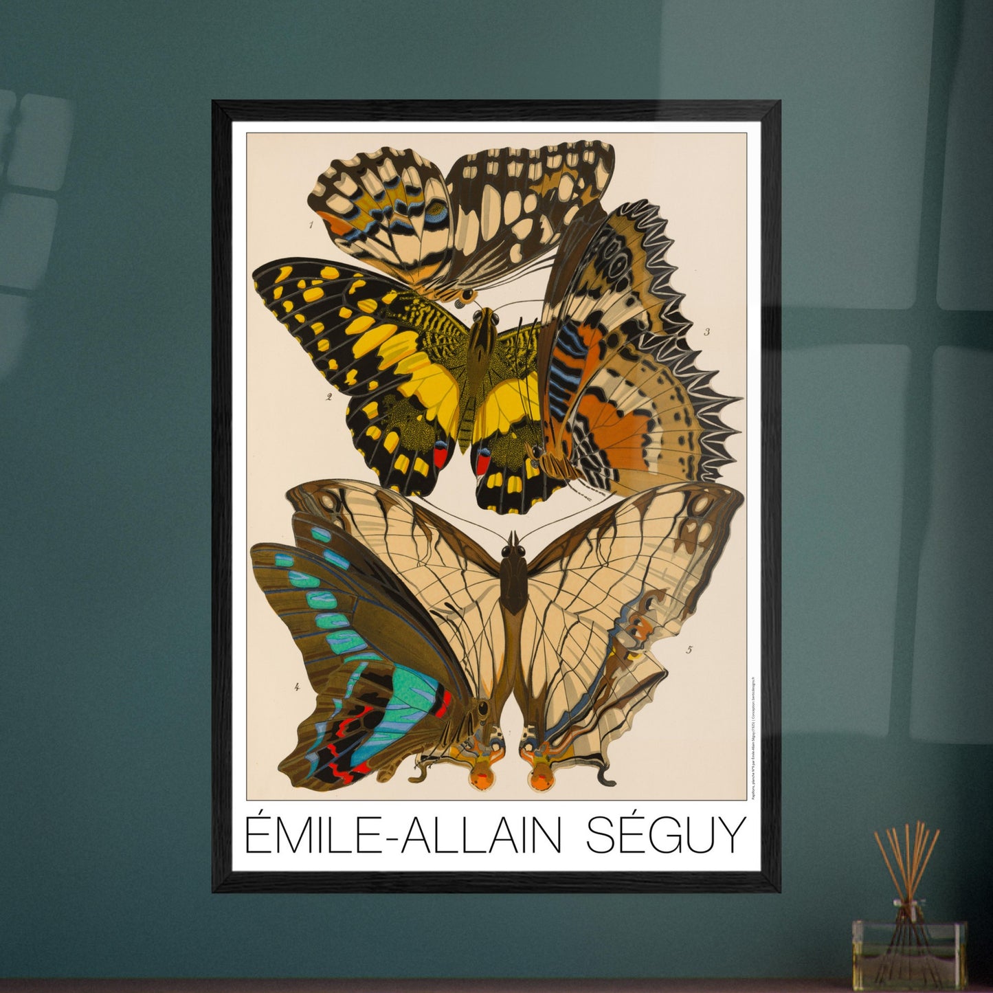 Affiche de motifs décoratifs de papillons par Émile-Allain Séguy. Cette affiche Art Déco présente une composition de motifs de papillons déclinés en plusieurs panneaux décoratifs. Image d'illustration 7