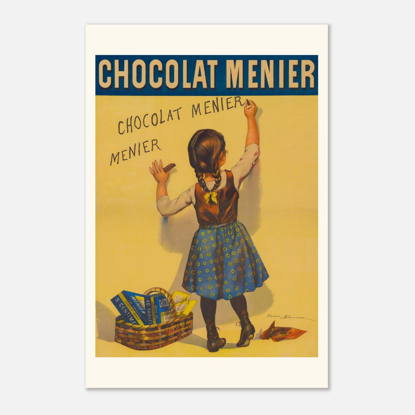 Affiche publicitaire Chocolat Menier par Firmin Bouisset (40x60 cm). Affiche publicitaire iconique du Chocolat Menier, montrant une jeune fille écrivant "Chocolat Menier" sur un mur, avec un panier de tablettes de chocolat à ses pieds.