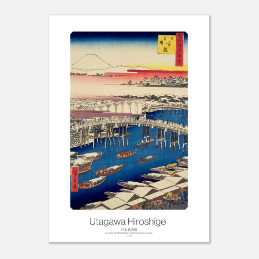 Planche ukiyo-e Le pont de Nihonbashi sous la neige - Hiroshige (29,7x42 cm (A3)). Estampe ukiyo-e représentant le pont de Nihonbashi après la neige, avec des bateaux sur l'eau et le Mont Fuji à l'horizon