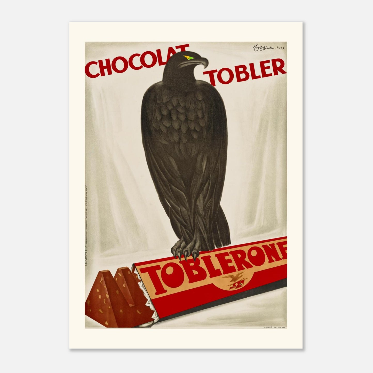 Affiche vintage "Chocolat Tobler Toblerone" par Leonetto Cappiello (1932) (50x70 cm / 20x28″). Affiche vintage pour le chocolat Toblerone par Leonetto Cappiello (1932), représentant un aigle noir devant une barre de chocolat Toblerone.