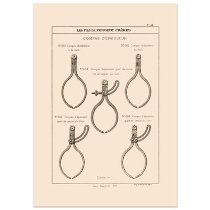 Planche de compas d'épaisseur — Gravure du catalogue Peugeot Frères (1885) (29,7x42 cm (A3)). Gravure du catalogue Peugeot Frères illustrant cinq types de compas d'épaisseur, avec leurs numéros et descriptions.