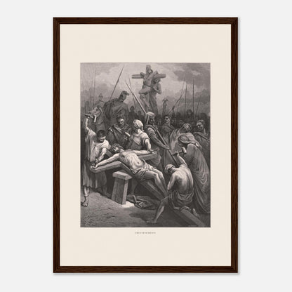 Le Crucifiement de Jésus, planche de Gustave Doré (29,7x42 cm (A3) / Cadre bois foncé). Estampe de Gustave Doré montrant le Crucifiement, avec Jésus cloué sur la croix, entouré de soldats et de spectateurs dans une scène dramatique.