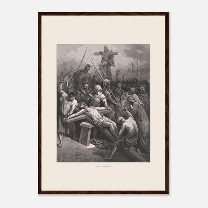 Le Crucifiement de Jésus, planche de Gustave Doré (42x59,4 cm (A2) / Cadre bois foncé). Estampe de Gustave Doré montrant le Crucifiement, avec Jésus cloué sur la croix, entouré de soldats et de spectateurs dans une scène dramatique.