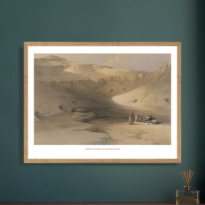 Planche ancienne : Entrée des tombes des rois, Biban el-Molouk par David Roberts. Entrée des tombes des rois, Biban el-Molouk, une vue d'un paysage désertique avec des formations rocheuses et des entrées de grottes, avec un groupe de personnes au premier plan. Image d'illustration 7