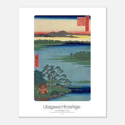 Planche Ukiyo-e Sanctuaire de Benten Inokashira - Hiroshige (40x50 cm). Gravure ukiyo-e montrant le sanctuaire de Benten à l'étang d'Inokashira, avec des oiseaux dans le ciel et une étendue d'eau.