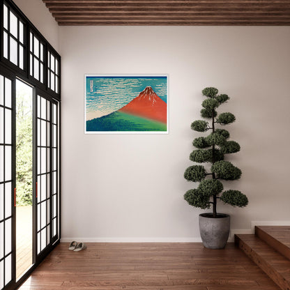 Estampe Le Fuji par temps clair (Fuji rouge) - Katsushika Hokusai. Estampe ukiyo-e représentant le Mont Fuji par temps clair, avec des nuages stylisés traversant un ciel bleu vif et une forêt dense au premier plan. Image d'illustration 8