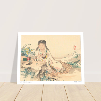 Estampe Japonaise d'une Jeune Artiste au Pinceau, par Kōno Bairei. Estampe japonaise d'une jeune femme aux longs cheveux noirs, assise et tenant un pinceau, avec des fleurs jaunes et un écrin vert sur le côté. Image d'illustration 6