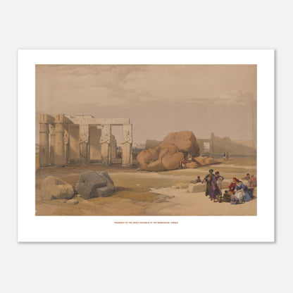 Fragment du grand colosse au Memnonium, Thèbes - David Roberts (30x40 cm). Lithographie ancienne montrant le fragment d'un grand colosse au Memnonium à Thèbes, avec des ruines de temples et des groupes de personnes.