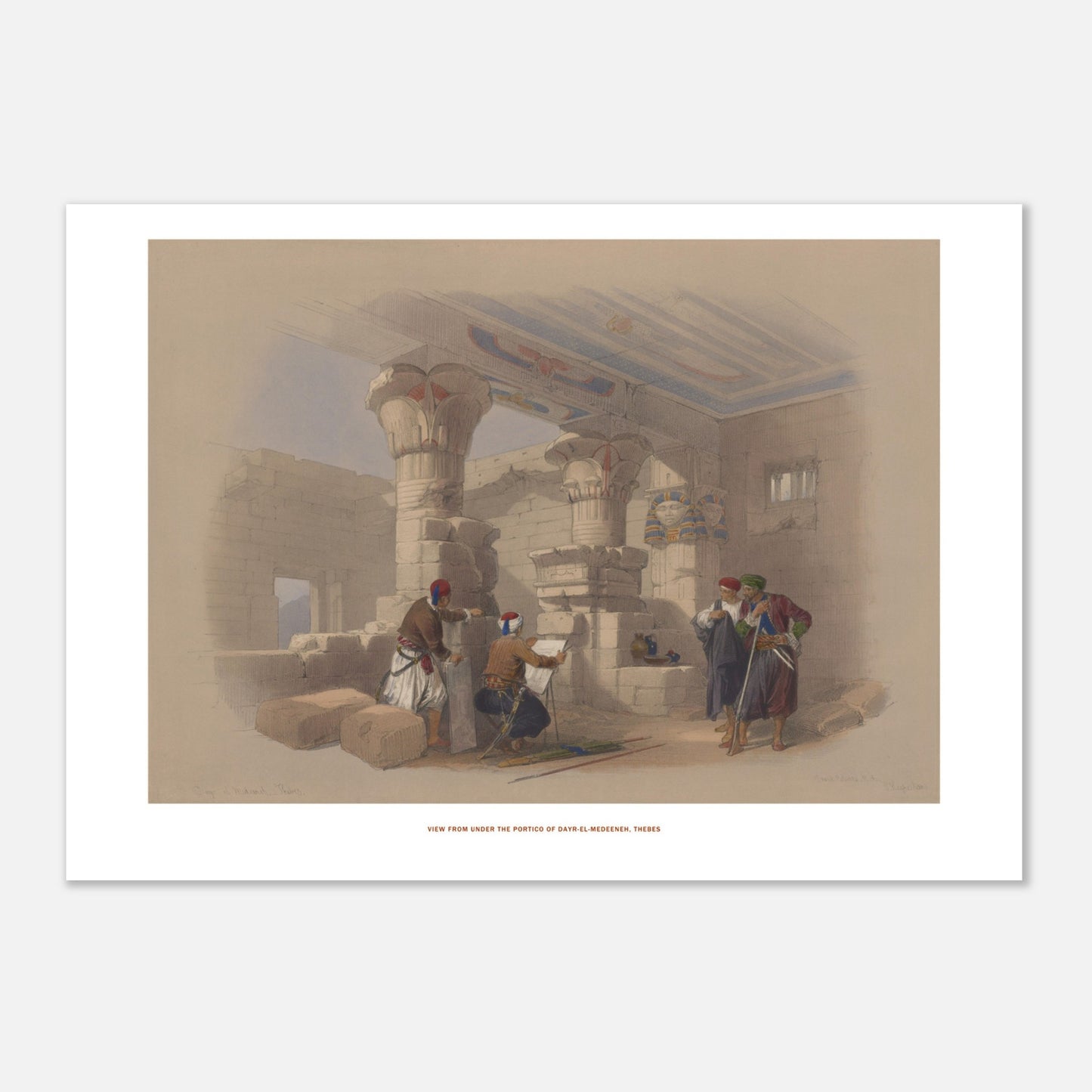 Planche ancienne : Vue sous le portique de Deir el-Médineh - David Roberts (29,7x42 cm (A3)). Lithographie ancienne représentant une vue sous le portique de Deir el-Médineh, avec des colonnes imposantes et des figures égyptiennes, par David Roberts.