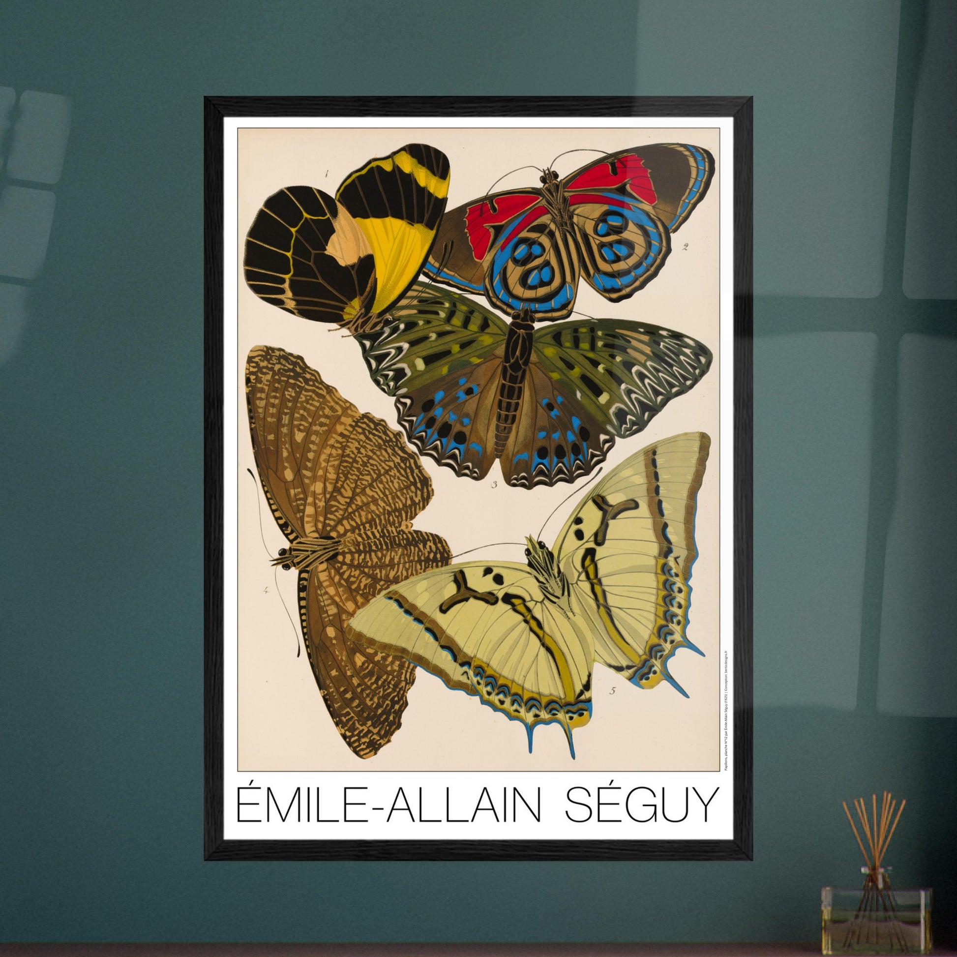 Illustration de papillons naturalistes par Émile-Allain Séguy. Illustration de l'Art déco par Émile-Allain Séguy représentant cinq papillons avec des ailes aux motifs géométriques et aux couleurs vives, notamment jaunes, rouges et bleues. Image d'illustration 7