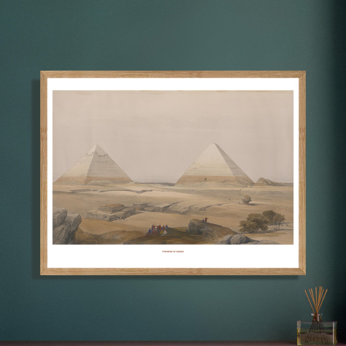 Illustration ancienne : Pyramides de Gizeh par David Roberts. La gravure ancienne montre les Pyramides de Gizeh dans un paysage désertique, avec des figures humaines et des rochers au premier plan. Image d'illustration 7