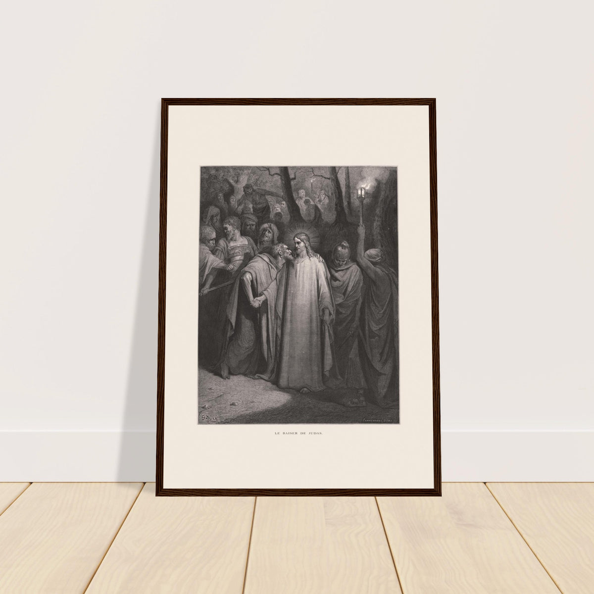Der Judaskuss — Stich von Gustave Doré (1866). Stich von Gustave Dore, der den Judasbeispruch illustriert, eine Szene, in der Judas Iskariot Jesus inmitten einer Menge in einer dunklen, bewaldeten Umgebung, beleuchtet von einer Laterne, küsst.