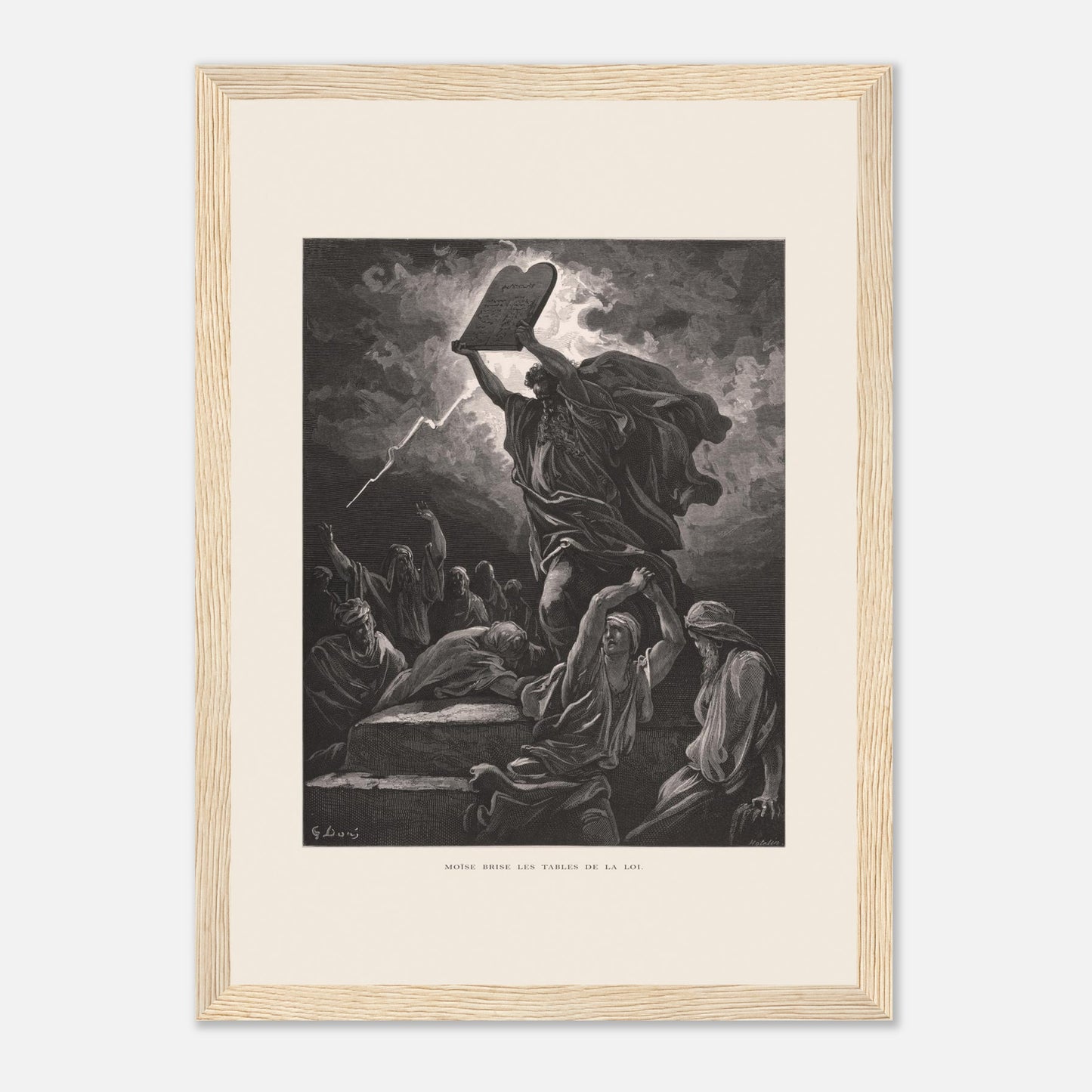 Moïse brisant les Tables de la Loi, planche de Gustave Doré (21x29,7 cm (A4) / Cadre bois clair). Gravure de Gustave Doré dépeignant Moïse brisant les tables de la loi sous un ciel orageux, entouré de personnages.