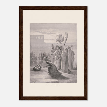 Moïse sauvé des eaux, illustration ancienne de Gustave Doré (21x29,7 cm (A4) / Cadre bois foncé). Estampe de Gustave Doré représentant Moïse sauvé des eaux, avec des femmes trouvant un bébé dans un panier au bord du Nil, près de structures architecturales.