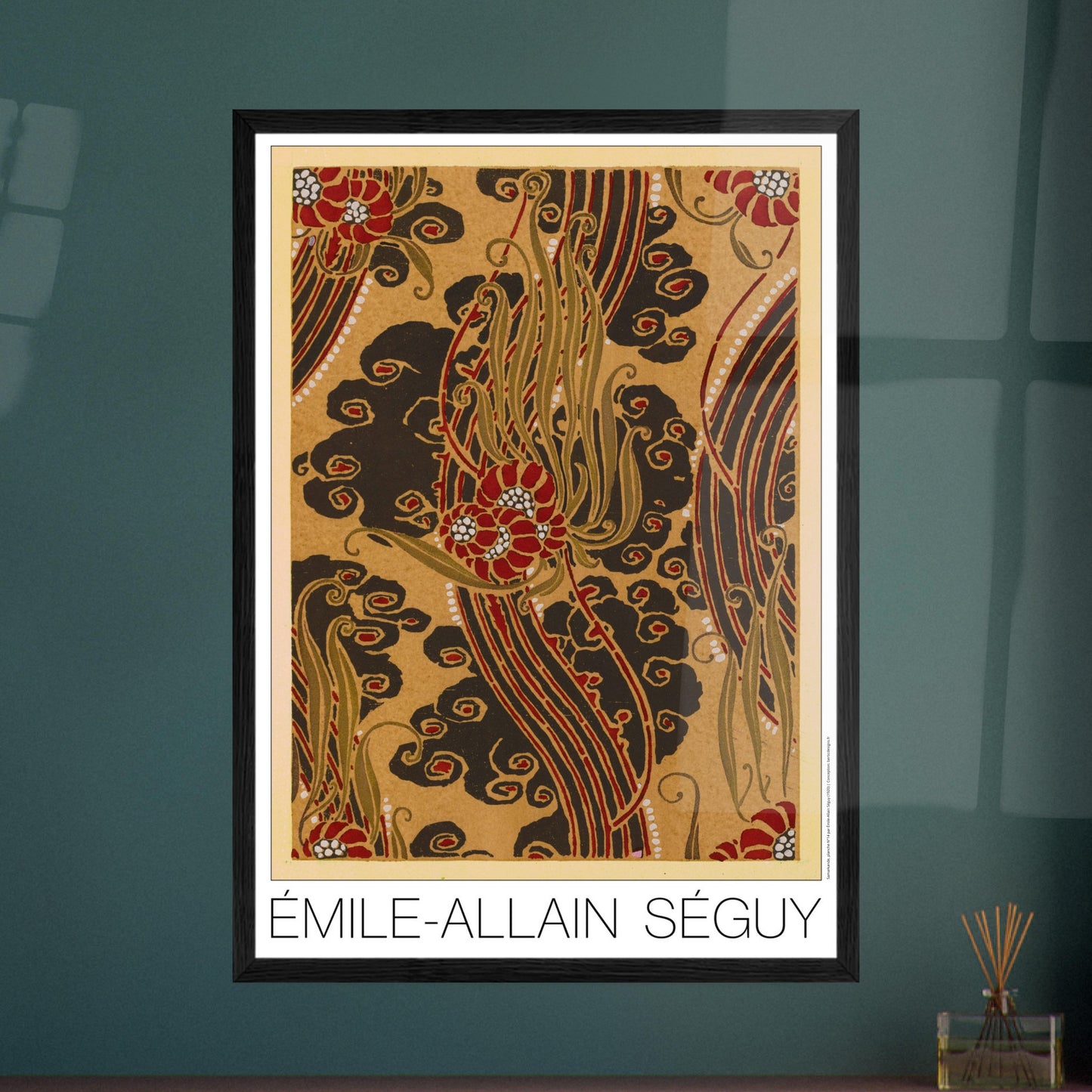 Planche Motifs dorés avec vagues - Samarkande, Émile-Allain Séguy. Illustration Art Déco de motifs floraux stylisés rouges et noirs sur fond doré, avec des volutes végétales vertes, par Émile-Allain Séguy. Image d'illustration 7