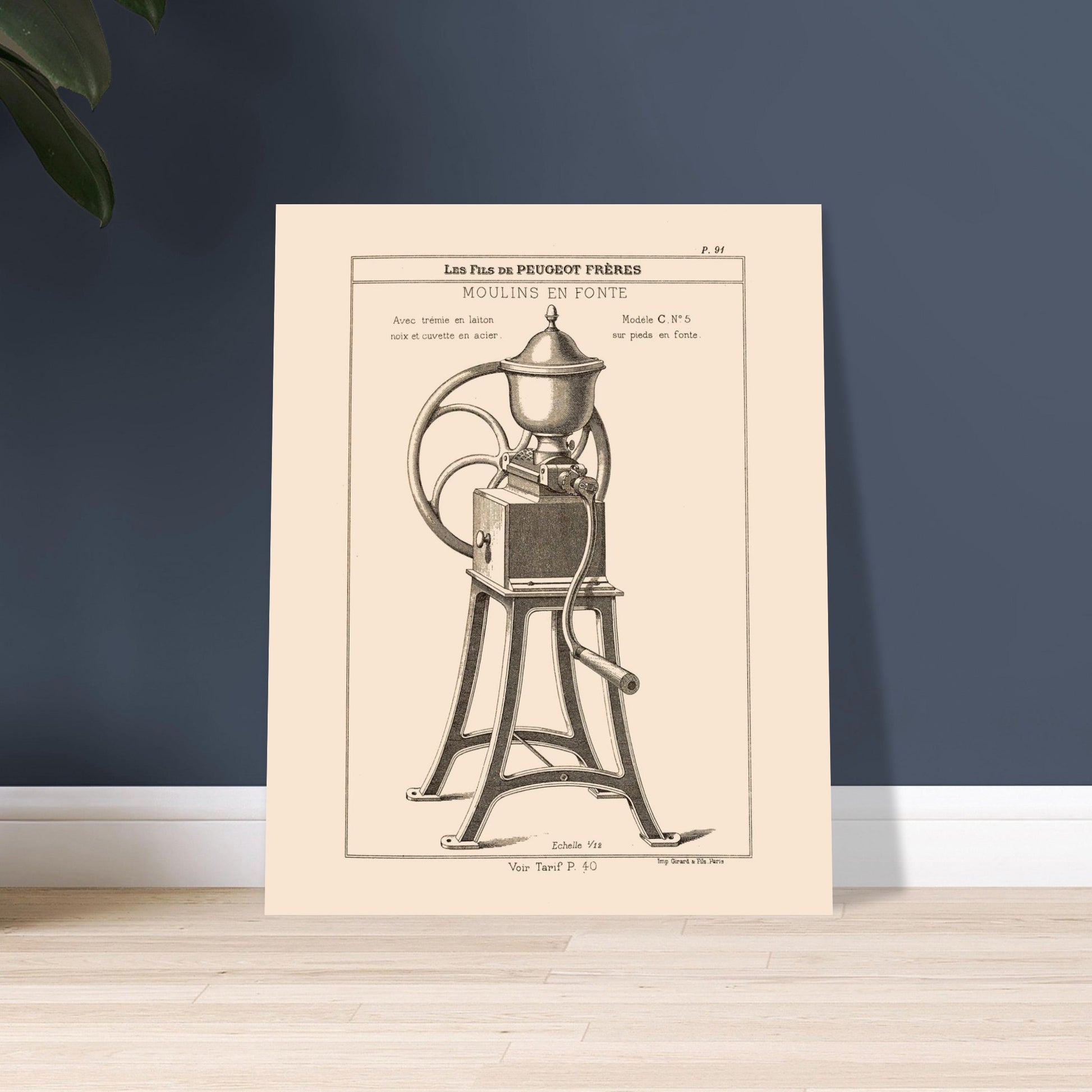 Moulin en fonte sur pieds - Planche technique Catalogue Peugeot Frères 1885. Gravure d'un moulin à café en fonte monté sur pieds, avec une manivelle et une grande roue, datant du 19ème siècle. Image d'illustration 5
