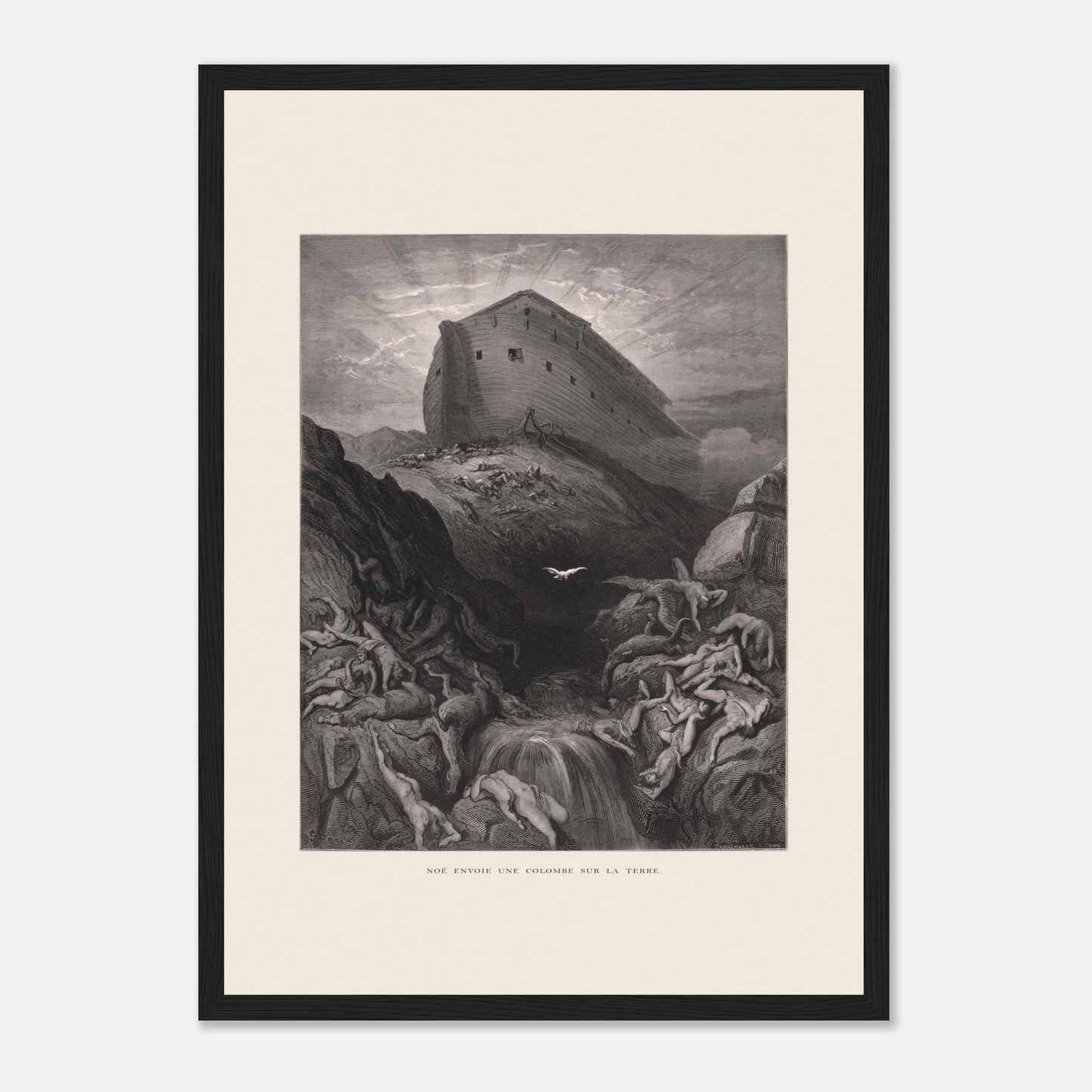 Noé envoyant la colombe, gravure ancienne de Gustave Doré (29,7x42 cm (A3) / Cadre noir). Gravure de Gustave Doré montrant l'Arche de Noé perchée sur un monticule, tandis qu'une colombe s'envole au-dessus d'un paysage désolé et inondé par le déluge.