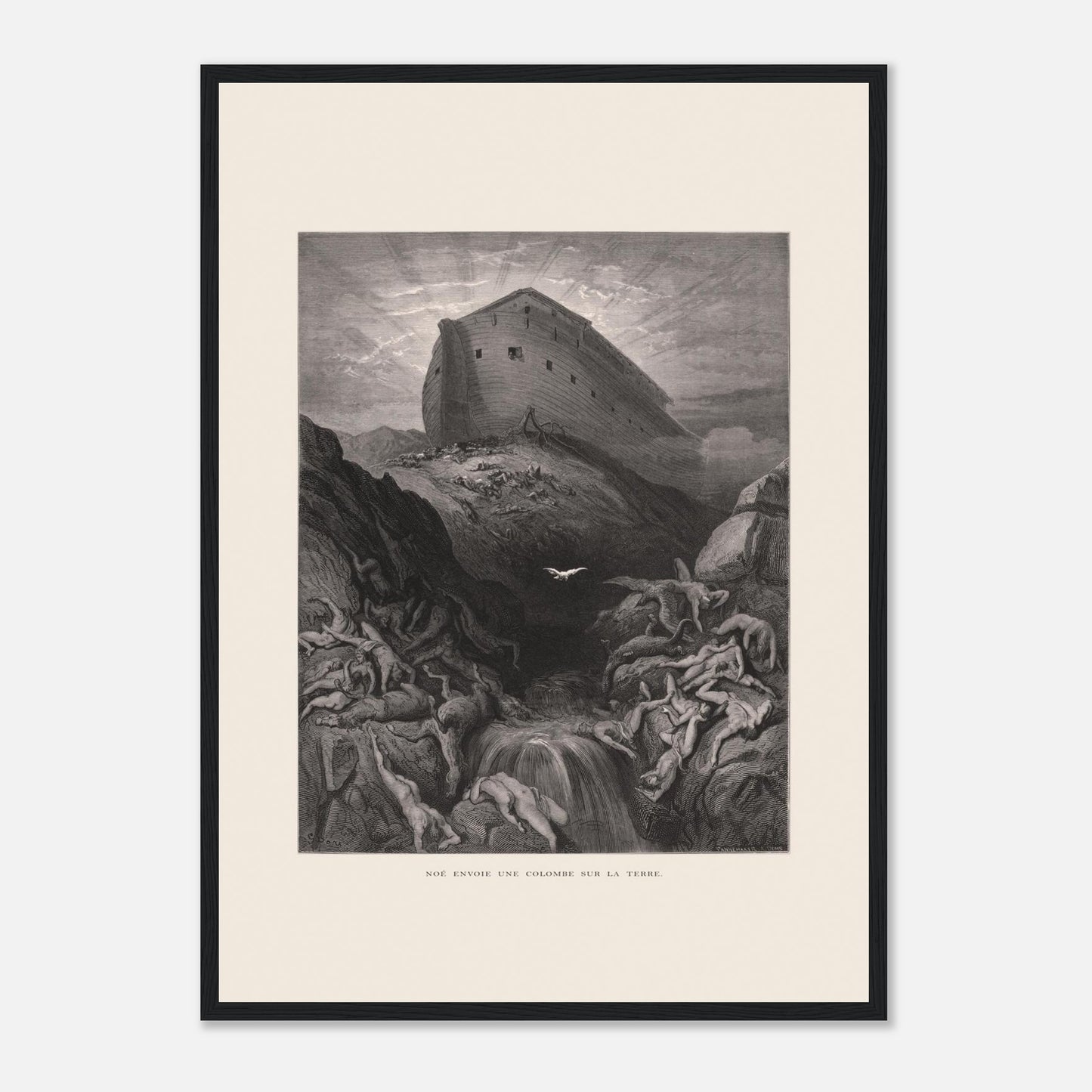 Noé envoyant la colombe, gravure ancienne de Gustave Doré (42x59,4 cm (A2) / Cadre noir). Gravure de Gustave Doré montrant l'Arche de Noé perchée sur un monticule, tandis qu'une colombe s'envole au-dessus d'un paysage désolé et inondé par le déluge.