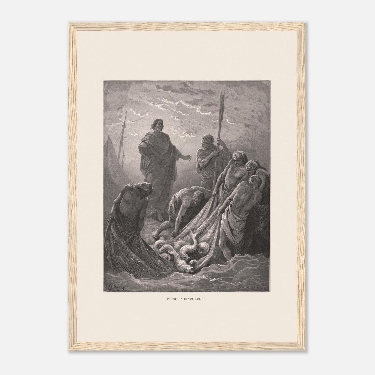 Planche de la Pêche miraculeuse par Gustave Doré (1866) (29,7x42 cm (A3) / Cadre bois clair). Gravure de Gustave Doré illustrant la pêche miraculeuse, où Jésus se tient au bord de l'eau et des pêcheurs retirent un filet rempli de poissons.