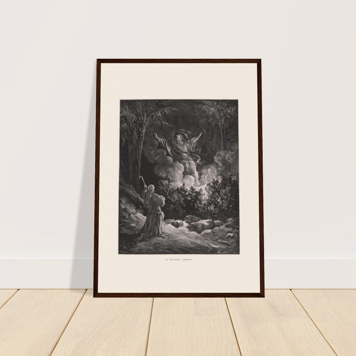 Alte Tafel Der brennende Dornbusch von Gustave Doré. Stich von Gustave Dore, der den brennenden Dornbusch darstellt, wobei eine biblische Gestalt zu einer göttlichen Gestalt spricht, die aus dem Rauch hervorgeht.