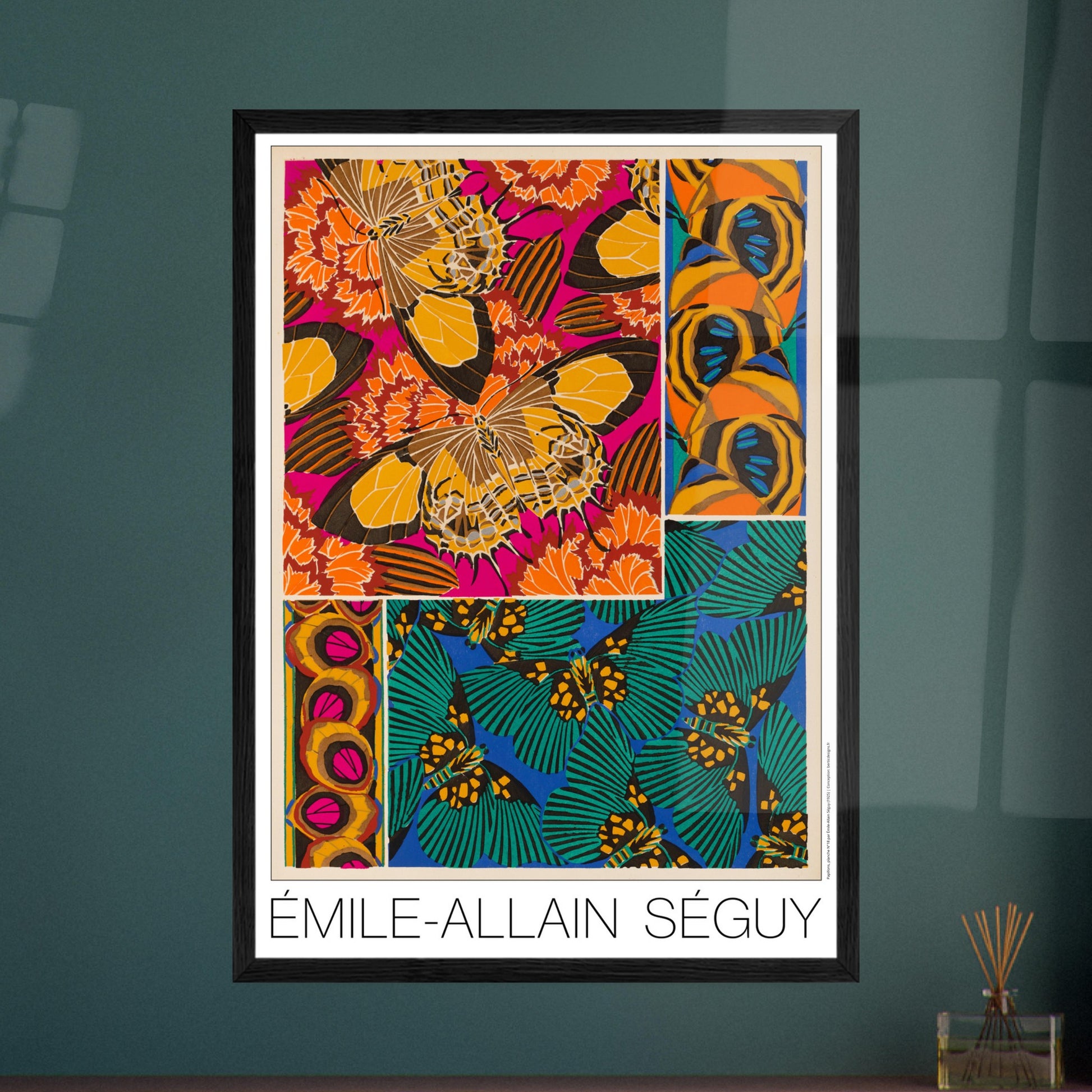 Planche d corative de papillons et motifs floraux, E.A. S guy. Affiche d'Émile-Allain Séguy présentant une composition artistique de motifs de papillons et de fleurs dans des tons vifs d'orange, rose, jaune, vert et bleu. Image d'illustration 7