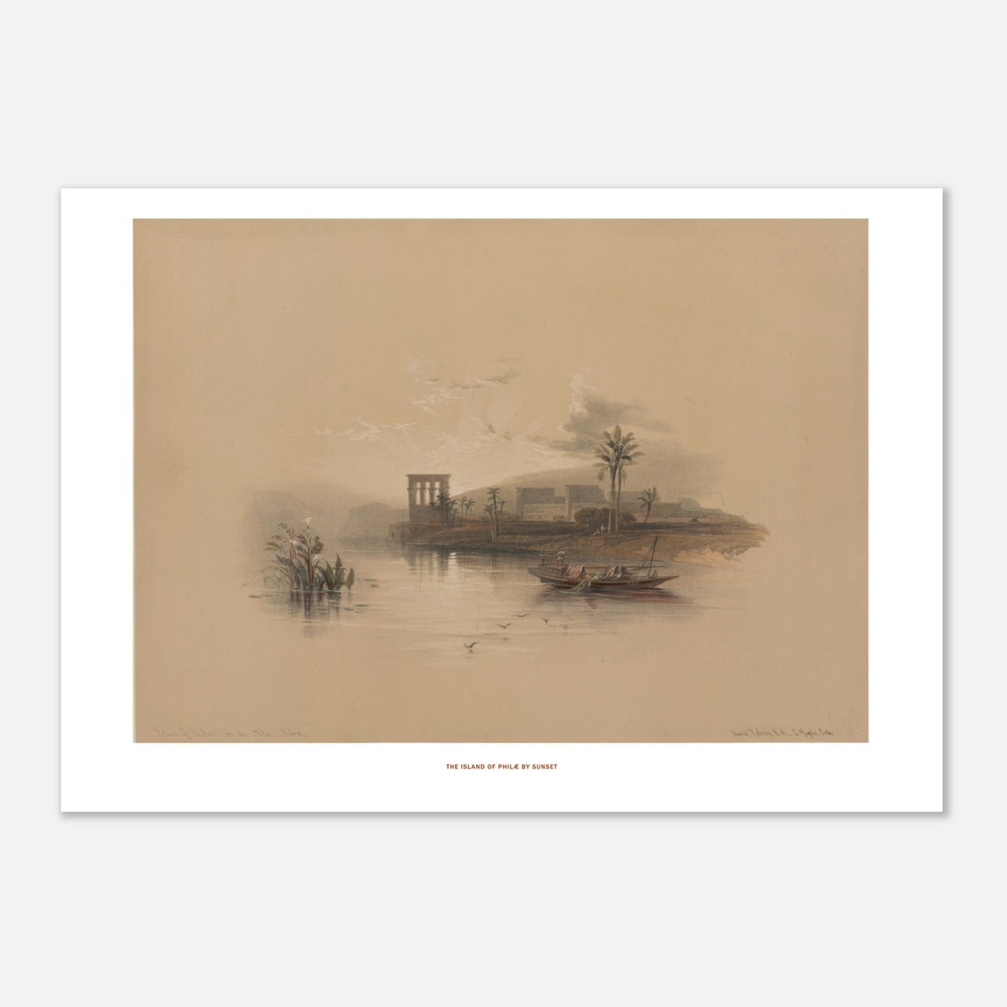 L'île de Philæ au coucher du soleil — Planche de David Roberts (21x29,7 cm (A4)). Lithographie représentant l'île de Philæ au coucher du soleil, avec des ruines de temples, des palmiers, des bateaux sur l'eau et des montagnes lointaines.