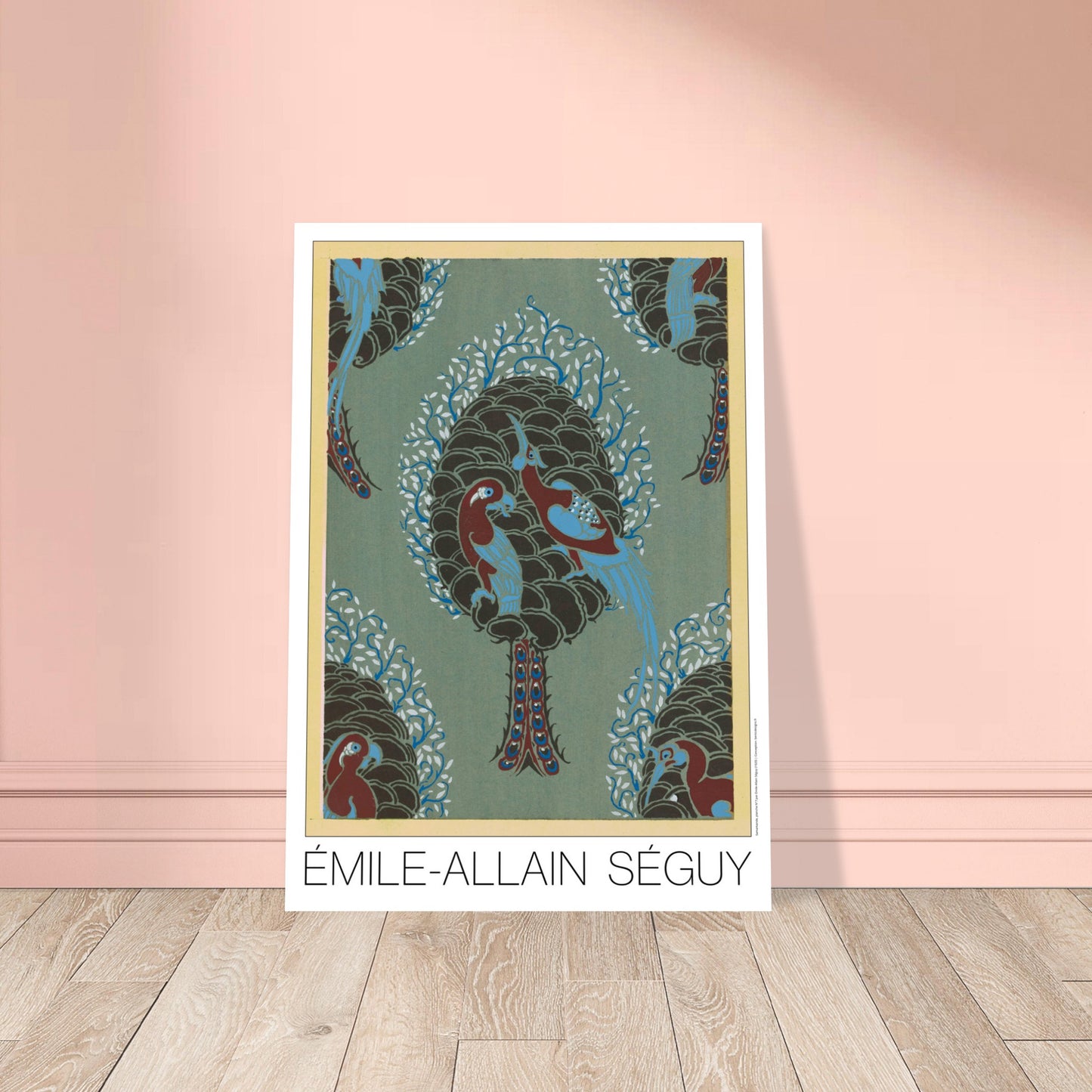 Planche Arbre et oiseaux sur fond turquoise, Samarkande de Séguy. Gravure Art déco représentant un arbre stylisé sur fond turquoise, avec des oiseaux colorés perchés sur ses branches et des motifs décoratifs rappelant des pommes de pin. Image d'illustration 8