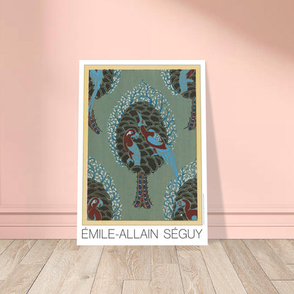 Planche Arbre et oiseaux sur fond turquoise, Samarkande de Séguy. Gravure Art déco représentant un arbre stylisé sur fond turquoise, avec des oiseaux colorés perchés sur ses branches et des motifs décoratifs rappelant des pommes de pin. Image d'illustration 8