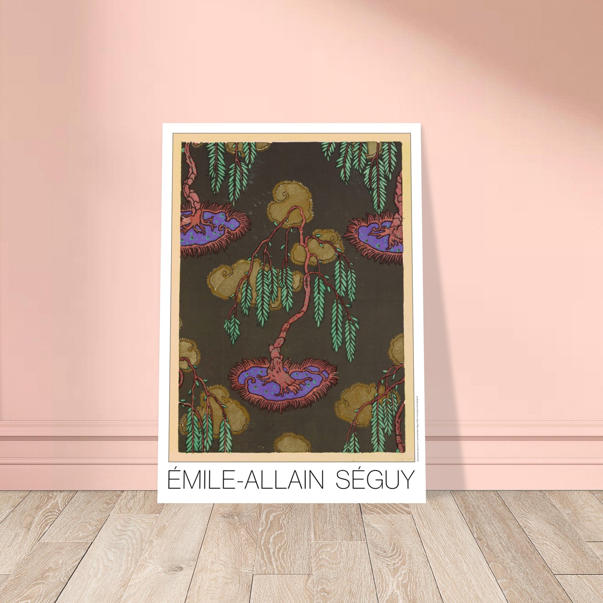 Planche Saule pleureur et motifs dorés, Samarkande de Séguy. Gravure Art déco représentant un arbre pleureur aux branches fines et feuilles vertes tombantes, sur fond sombre, avec des motifs aquatiques stylisés de couleur violette et dorée. Image d'illustration 8