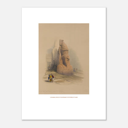 Planche ancienne : Statue colossale au temple de Louxor par David Roberts (30x40 cm). Lithographie ancienne représentant une statue colossale à l'entrée du temple de Louxor, avec quelques personnages au premier plan.