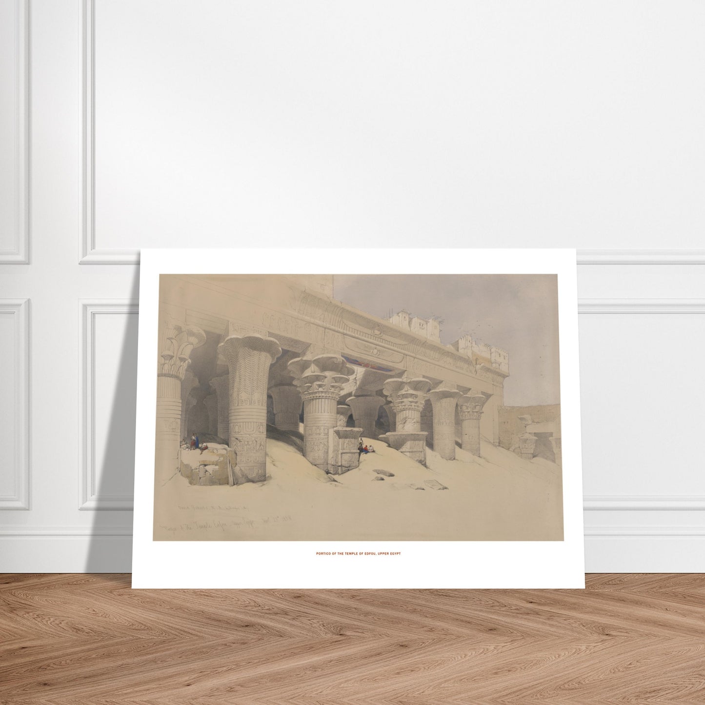 Planche ancienne : Portique du temple d'Edfou, Haute-Égypte - David Roberts. Lithographie de David Roberts représentant le portique du temple d'Edfou en Haute-Égypte, avec de hautes colonnes ornées de hiéroglyphes et des figures humaines. Image d'illustration 7
