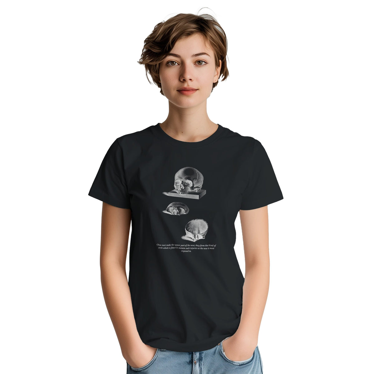 T-shirt anatomie trois crânes humains - William Cheselden. T-shirt noir avec une illustration de trois crânes humains en différentes vues, dessinés en blanc.