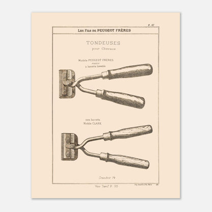 Gravure de tondeuses pour chevaux, modèles Peugeot Frères et Clark, 1885. Gravure représentant des tondeuses à main pour chevaux, de deux modèles différents : une avec barrette brevetée et une autre sans. Image d'illustration 4