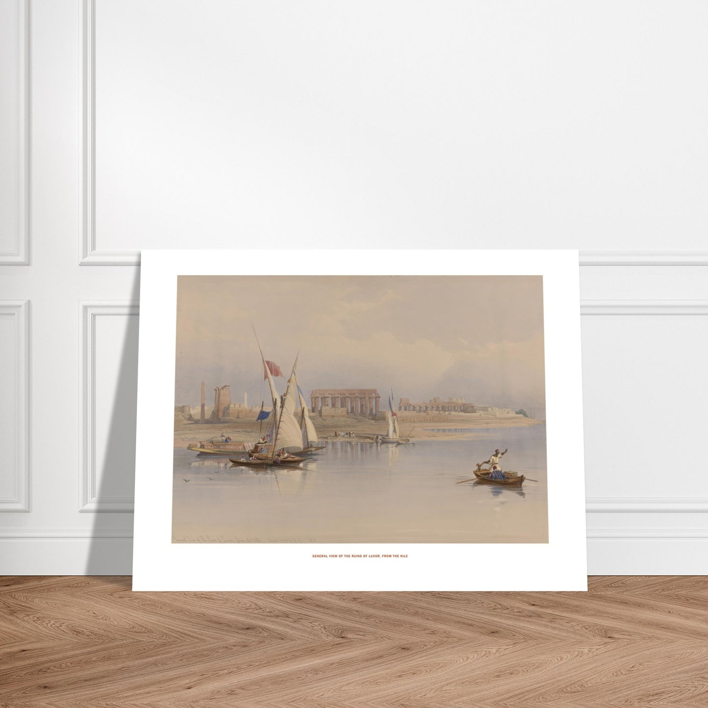 Vue générale des ruines de Louxor depuis le Nil, David Roberts. Lithographie ancienne de David Roberts représentant une vue générale des ruines de Louxor depuis le Nil, avec des bateaux à voile sur le fleuve et des figures humaines sur une barque. Image d'illustration 7